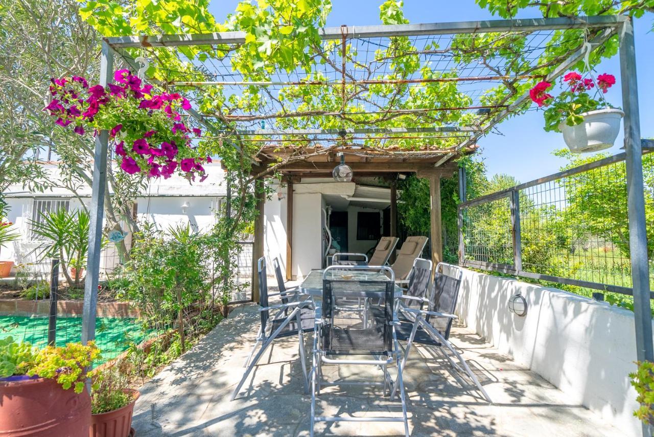 Little Villa - Walk To The Beach Thessaloniki Exterior photo